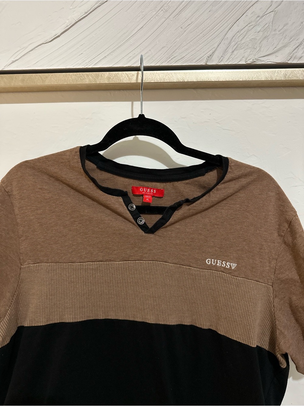 GUESS Men’s Brown and Black shirt